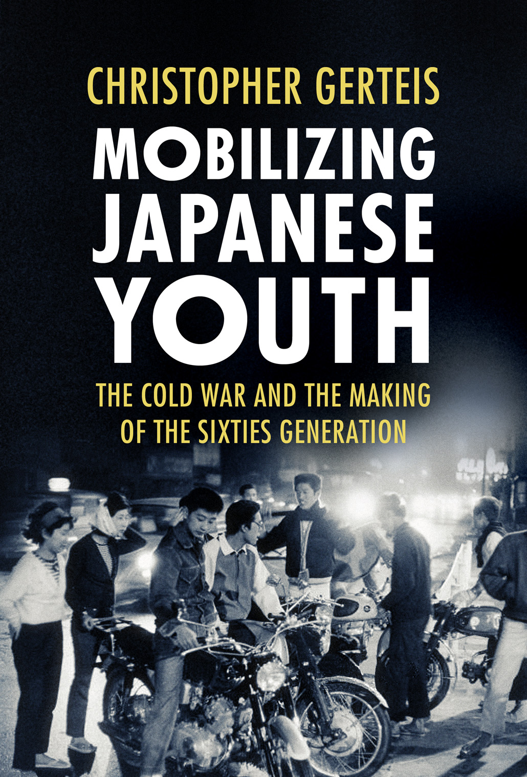 Mobilizing Japanese Youth book cover